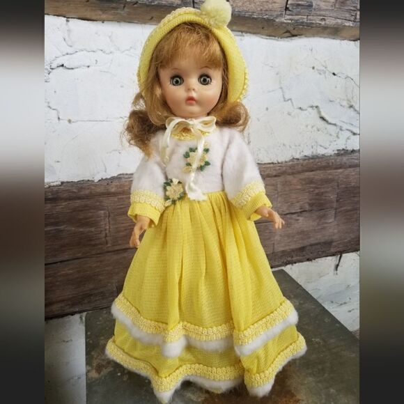 Vintage Miss Ginny Vogue Doll in Original Outfit; 14 Inch - Picture 1 of 11